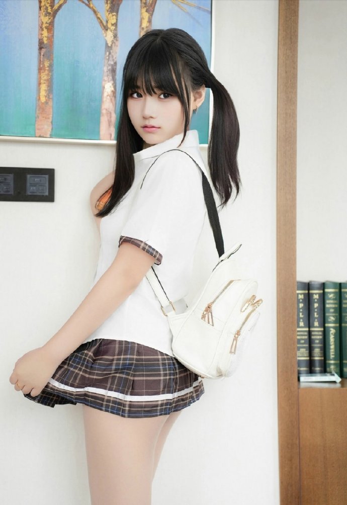 九品芝麻官
